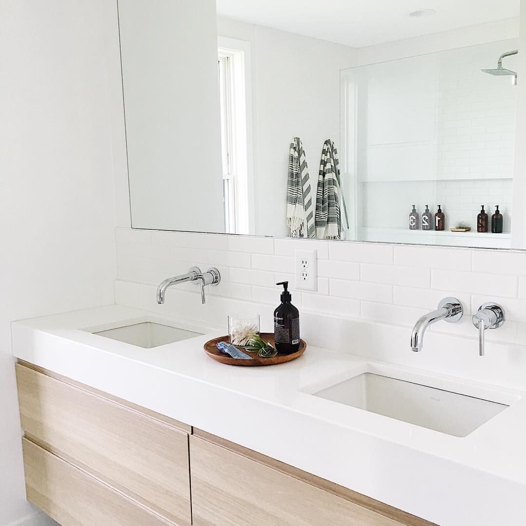 Wallmount Vanity Faucets
